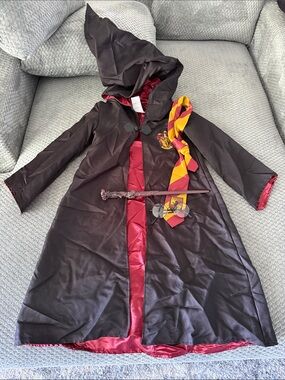 Disguise Harry Potter Hooded Cloak in Black and Red